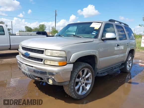 2005 Chevrolet Tahoe Z71 с VIN 1GNEK13T75R138138, выставлен на аукционе IAAI как лот 43366618 с пробегом 232 894 миль миль и . История ставок и продаж доступна на DreamBid. Изображение 2.