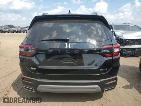 2025 Honda Pilot Elite с VIN 5FNYG1H80SB040372, выставлен на аукционе Copart как лот 67898095 с пробегом 12 859 миль миль и Списание • Salvage title. История ставок и продаж доступна на DreamBid. Изображение 6.