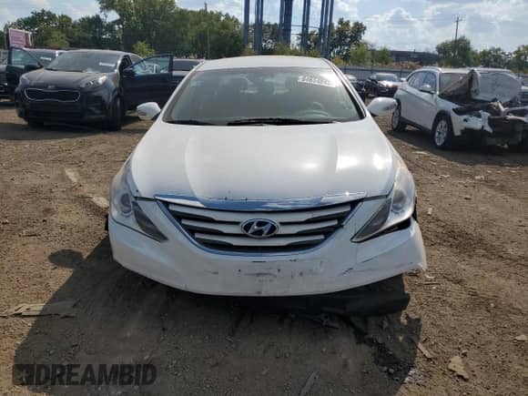 2014 Hyundai Sonata GLS z VIN 5NPEB4AC2EH825810, wystawiony jako Copart lot #84654845 z przebiegiem 126 855 mil mil oraz Szkoda całkowita • Salvage title. Historia ofert i sprzedaży dostępna na DreamBid. Obrazek 5.