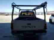 1995 Toyota Tacoma z VIN 4TAUN53B5SZ002480, wystawiony jako Copart lot #71305825 z przebiegiem 467 592 mil mil oraz Szkoda całkowita • Salvage title. Historia ofert i sprzedaży dostępna na DreamBid. Obrazek 6.