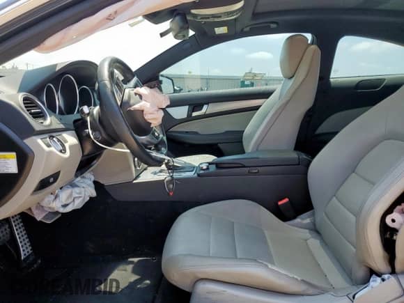 2014 Mercedes-Benz C 250 with VIN WDDGJ4HB6EG295246, listed as a Copart auction lot 59632635 with Not provided miles and Salvage title. Bid and sale history available at DreamBid. Image 7.