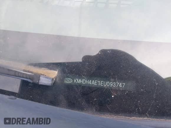 2014 Hyundai Elantra Limited with VIN KMHDH4AE1EU093747, listed as a IAAI auction lot 43034155 with 180,629 mi miles and . Bid and sale history available at DreamBid. Image 9.