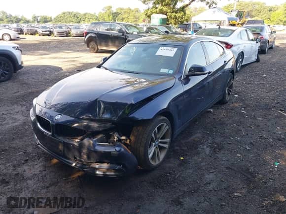 2018 BMW 4 Series 430i xDrive with VIN WBA4J3C5XJBG91597, listed as a IAAI auction lot 42840442 with 101,022 mi miles and . Bid and sale history available at DreamBid. Image 6.