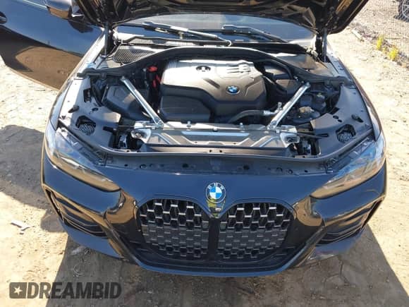 2022 BMW 4 Series 430i xDrive z VIN WBA43AT02NCH76825, wystawiony jako IAAI lot #43102361 z przebiegiem 53 754 mil mil oraz . Historia ofert i sprzedaży dostępna na DreamBid. Obrazek 10.