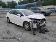 2022 Toyota Corolla L z VIN 5YFDPMAE0NP328370, wystawiony jako Copart lot #67999315 z przebiegiem 68 298 mil mil oraz Szkoda całkowita • Salvage title. Historia ofert i sprzedaży dostępna na DreamBid. Obrazek 4.