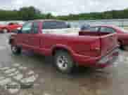 2001 Chevrolet S-10 LS z VIN 1GCCS19W41K100127, wystawiony jako Copart lot #60330555 z przebiegiem 197 997 mil mil oraz Szkoda całkowita • Salvage title. Historia ofert i sprzedaży dostępna na DreamBid. Obrazek 2.