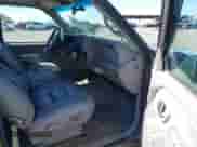 1998 GMC Sierra 1500 с VIN 1GTEC19R7WR508703, выставлен на аукционе IAAI как лот 41764066 с пробегом 365 281 миль миль и . История ставок и продаж доступна на DreamBid. Изображение 5.