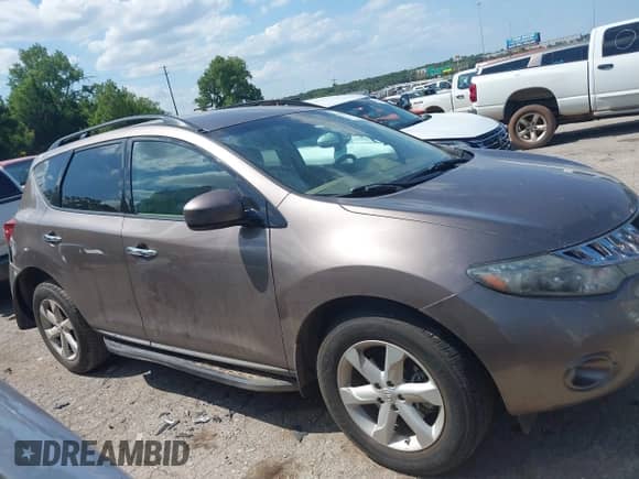 2009 Nissan Murano SL with VIN JN8AZ18U59W022341, listed as a IAAI auction lot 42805801 with 154,377 mi miles and . Bid and sale history available at DreamBid. Image 12.