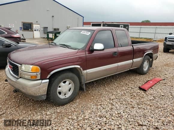 2000 GMC Sierra 1500 SLE with VIN 2GTEC19V3Y1296875, listed as a Copart auction lot 66842935 with 100,494 mi miles and Clean title. Bid and sale history available at DreamBid. Image 1.