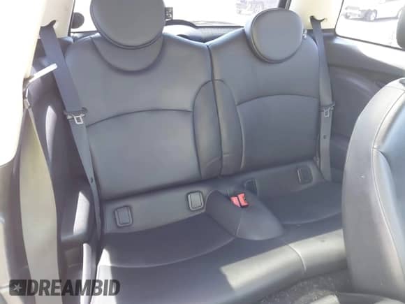 2012 MINI Hardtop with VIN WMWSU3C51CT261434, listed as a IAAI auction lot 42569468 with 100,930 mi miles and . Bid and sale history available at DreamBid. Image 8.