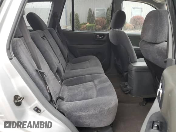 2004 Hyundai Santa Fe GLS с VIN KM8SC73D54U647379, выставлен на аукционе Copart как лот 83947084 с пробегом 190 925 миль миль и На запчасти • Non repairable. История ставок и продаж доступна на DreamBid. Изображение 11.