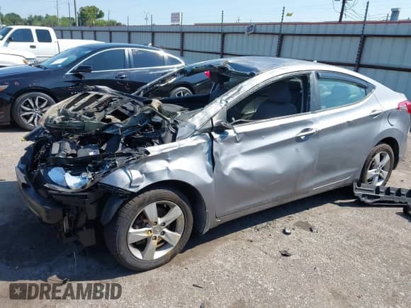 2013 Hyundai Elantra GLS with VIN KMHDH4AE6DU681271, listed as a IAAI auction lot 43172094 with Not provided miles and . Bid and sale history available at DreamBid. Image 2.