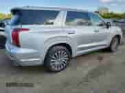 2025 Hyundai Palisade Calligraphy z VIN KM8R7DGE5SU822327, wystawiony jako Copart lot #71491315 z przebiegiem 10 016 mil mil oraz Szkoda całkowita • Salvage title. Historia ofert i sprzedaży dostępna na DreamBid. Obrazek 3.
