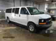 2017 Chevrolet Express Passenger LS с VIN 1GAZGNFG9H1184860, выставлен на аукционе Copart как лот 50092605 с пробегом 242 251 миль миль и Чистый • Clean title. История ставок и продаж доступна на DreamBid. Изображение 4.