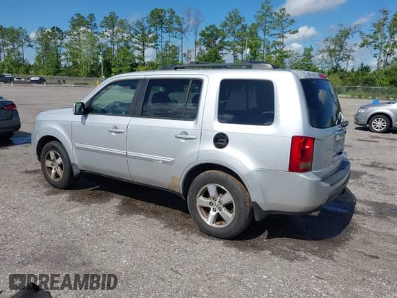 2009 Honda Pilot EX z VIN 5FNYF38419B021500, wystawiony jako IAAI lot #42821341 z przebiegiem 185 263 mil mil oraz . Historia ofert i sprzedaży dostępna na DreamBid. Obrazek 3.