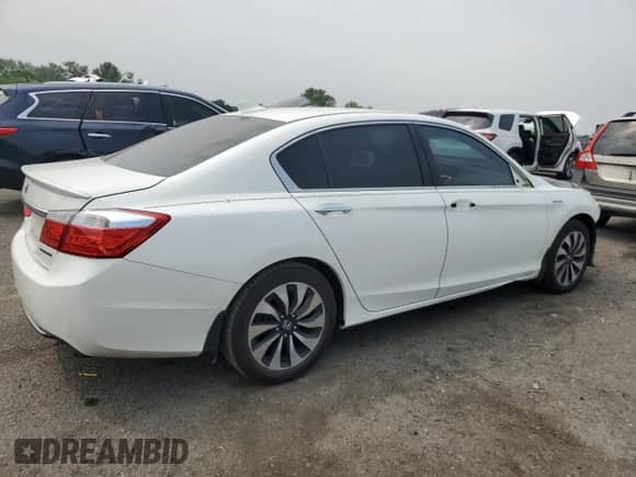 2017 Honda Accord EX-L с VIN JHMCR6F56HC029228, выставлен на аукционе Copart как лот 67431395 с пробегом 105 323 миль миль и Списание • Salvage title. История ставок и продаж доступна на DreamBid. Изображение 3.