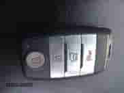 2016 Kia Sorento EX with VIN 5XYPH4A16GG024040, listed as a IAAI auction lot 42906980 with 179,671 mi miles and . Bid and sale history available at DreamBid. Image 11.