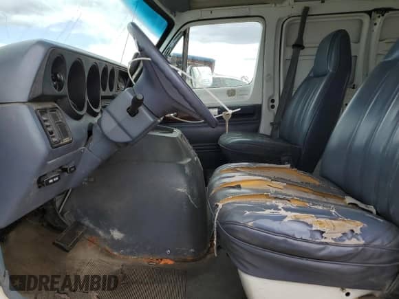 1991 Dodge Cargo с VIN 2B7HB21Y5MK440359, выставлен на аукционе Copart как лот 53799005 с пробегом 294 764 миль миль и Чистый • Clean title. История ставок и продаж доступна на DreamBid. Изображение 7.