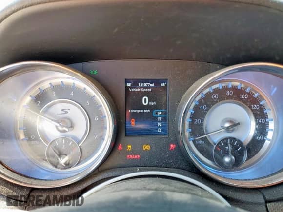 2014 Chrysler 300 S with VIN 2C3CCABT7EH119561, listed as a Copart auction lot 53995655 with 131,077 mi miles and Salvage title. Bid and sale history available at DreamBid. Image 9.