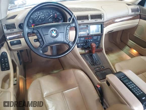 2000 BMW 7 Series 740iL with VIN WBAGH8346YDP10431, listed as a Copart auction lot 60502635 with 152,318 mi miles and Clean title. Bid and sale history available at DreamBid. Image 8.