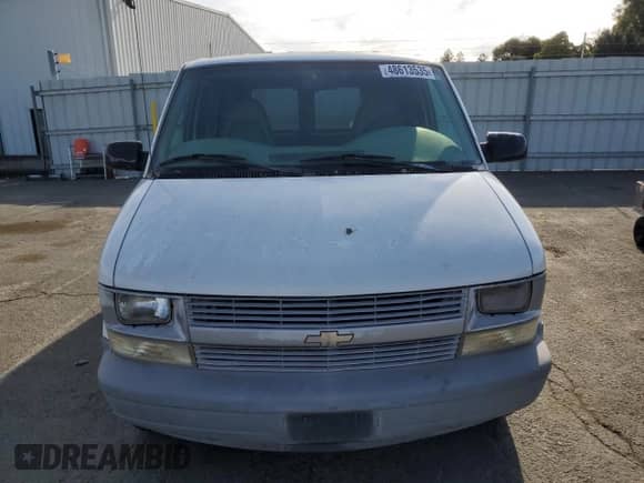 2001 Chevrolet Astro Cargo с VIN 1GCDM19W61B100497, выставлен на аукционе Copart как лот 48613535 с пробегом 152 885 миль миль и Чистый • Clean title. История ставок и продаж доступна на DreamBid. Изображение 5.