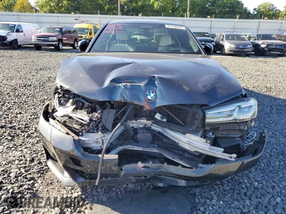 2022 BMW 5 Series 540i xDrive with VIN WBA73BJ01NWX53019, listed as a Copart auction lot 81736525 with Not provided miles and Salvage title. Bid and sale history available at DreamBid. Image 5.