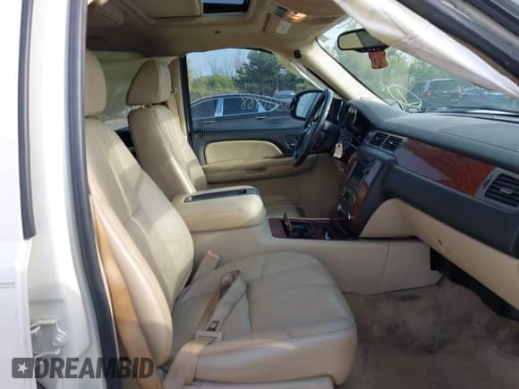 2008 Chevrolet Tahoe 1LT с VIN 1GNFK13068R195963, выставлен на аукционе IAAI как лот 43201988 с пробегом 232 490 миль миль и . История ставок и продаж доступна на DreamBid. Изображение 5.