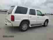 2005 Cadillac Escalade with VIN 1GYEK63N35R184695, listed as a Copart auction lot 71604515 with 251,099 mi miles and Clean title. Bid and sale history available at DreamBid. Image 3.