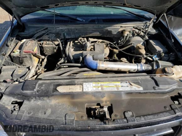 2000 Ford F-150 XL z VIN 1FTZX1729YNA19838, wystawiony jako Copart lot #58537575 z przebiegiem 254 403 mil mil oraz Czysty tytuł • Clean title. Historia ofert i sprzedaży dostępna na DreamBid. Obrazek 11.