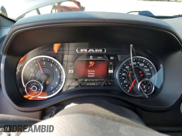 2022 Ram 1500 Lone Star z VIN 1C6RREBT1NN436343, wystawiony jako Copart lot #52028985 z przebiegiem 13 784 mil mil oraz Szkoda całkowita • Salvage title. Historia ofert i sprzedaży dostępna na DreamBid. Obrazek 9.