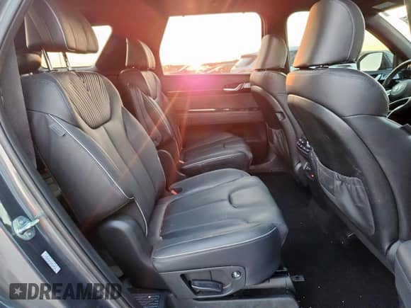 2023 Hyundai Palisade Calligraphy с VIN KM8R7DGE5PU578623, выставлен на аукционе Copart как лот 84013625 с пробегом 29 249 миль миль и Списание • Salvage title. История ставок и продаж доступна на DreamBid. Изображение 11.