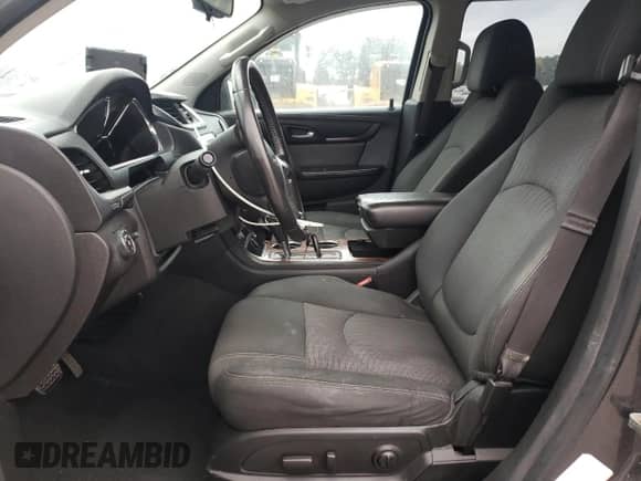 2013 Chevrolet Traverse LT with VIN 1GNKRGKD3DJ223048, listed as a Copart auction lot 82299685 with 186,621 mi miles and Clean title. Bid and sale history available at DreamBid. Image 7.
