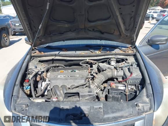 2009 Honda Accord LX z VIN 1HGCP26369A196735, wystawiony jako IAAI lot #43359135 z przebiegiem 206 968 mil mil oraz . Historia ofert i sprzedaży dostępna na DreamBid. Obrazek 10.