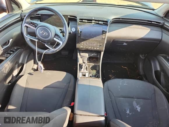 2022 Hyundai Tucson SEL с VIN 5NMJF3AE8NH092058, выставлен на аукционе Copart как лот 71493465 с пробегом Не указан миль и Списание • Salvage title. История ставок и продаж доступна на DreamBid. Изображение 8.