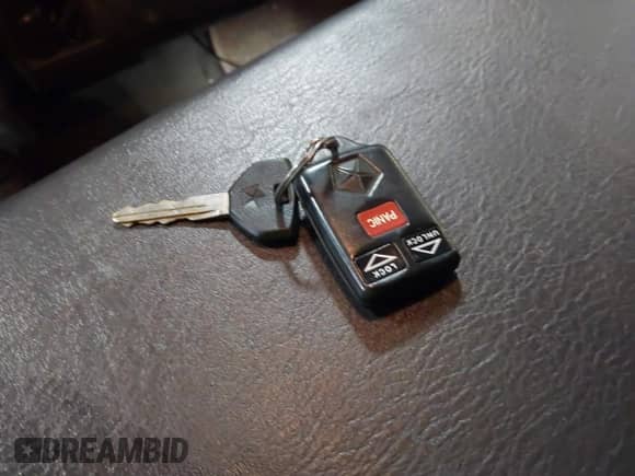 1998 Dodge 1500 с VIN 3B7HF12Z5WM236328, выставлен на аукционе IAAI как лот 42307896 с пробегом 134 476 миль миль и . История ставок и продаж доступна на DreamBid. Изображение 11.