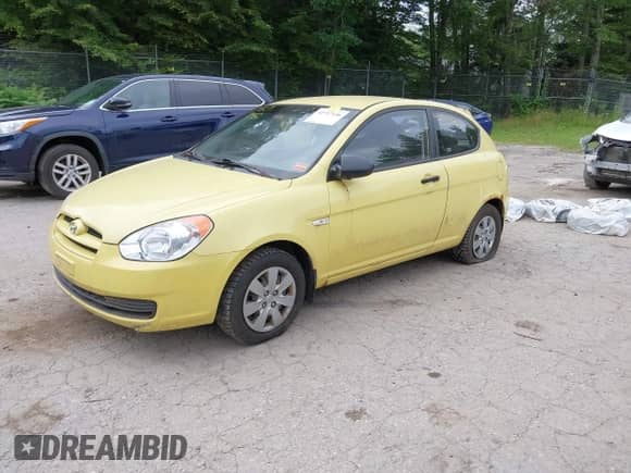 2009 Hyundai Accent Auto GS с VIN KMHCM36C09U138711, выставлен на аукционе IAAI как лот 42717146 с пробегом 220 396 миль миль и . История ставок и продаж доступна на DreamBid. Изображение 2.