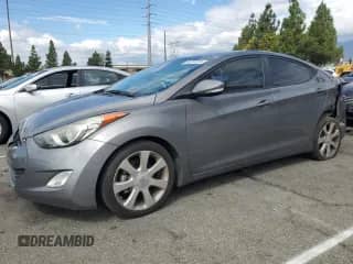 2013 Hyundai Elantra Limited с VIN 5NPDH4AE8DH258741, выставлен на аукционе Copart как лот 81241575 с пробегом 99 336 миль миль и Списание • Salvage title. История ставок и продаж доступна на DreamBid. Изображение 1.