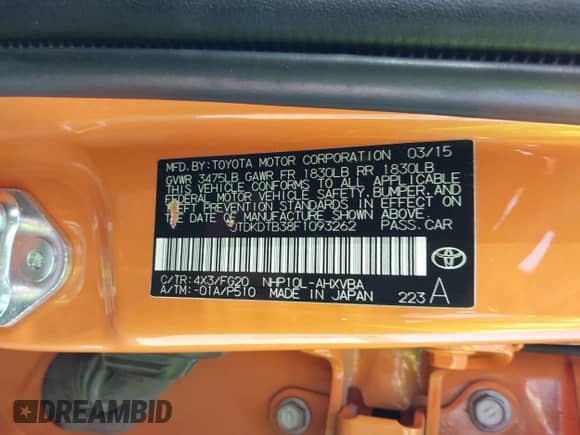 2015 Toyota Prius One z VIN JTDKDTB38F1093262, wystawiony jako IAAI lot #42588217 z przebiegiem 32 355 mil mil oraz . Historia ofert i sprzedaży dostępna na DreamBid. Obrazek 9.