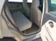 2006 Chevrolet Equinox LS с VIN 2CNDL23F766009715, выставлен на аукционе IAAI как лот 43086033 с пробегом 227 734 миль миль и . История ставок и продаж доступна на DreamBid. Изображение 8.
