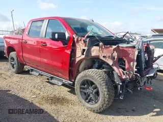 2022 Chevrolet Silverado 1500 LT Trail Boss with VIN 3GCUDFED5NG572592, listed as a IAAI auction lot 42045916 with 120,559 mi miles and . Bid and sale history available at DreamBid. Image 1.