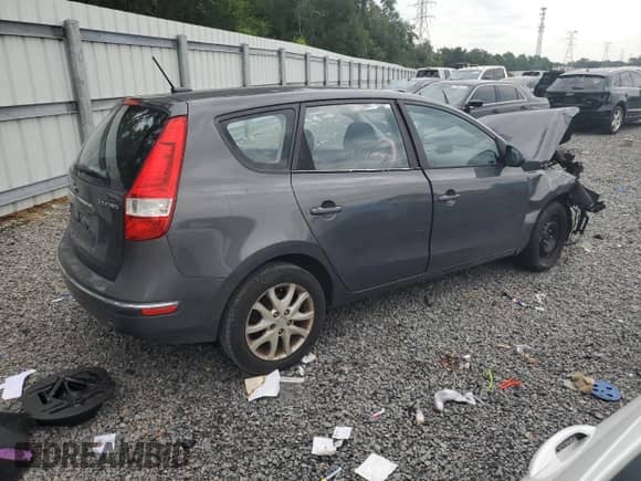 2009 Hyundai Elantra Touring с VIN KMHDC86E19U039465, выставлен на аукционе Copart как лот 80396685 с пробегом 135 311 миль миль и Списание • Salvage title. История ставок и продаж доступна на DreamBid. Изображение 3.