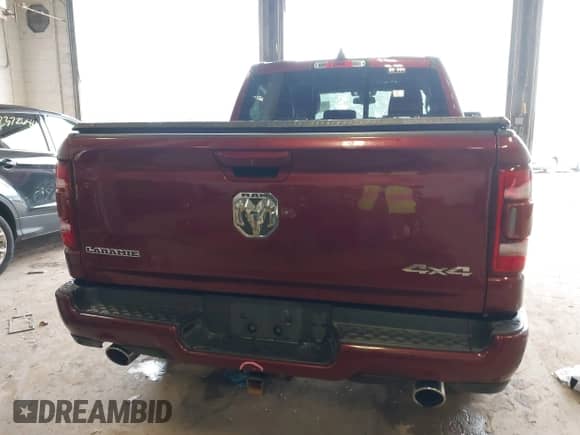 2019 Ram 1500 Laramie with VIN 1C6SRFJT6KN787172, listed as a IAAI auction lot 42407429 with 124,180 mi miles and . Bid and sale history available at DreamBid. Image 17.