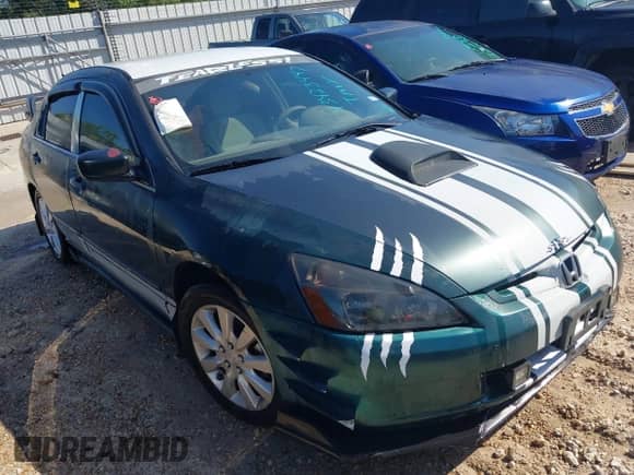 2005 Honda Accord LX с VIN 1HGCM56485A009928, выставлен на аукционе IAAI как лот 43423447 с пробегом 370 914 миль миль и . История ставок и продаж доступна на DreamBid. Изображение 1.