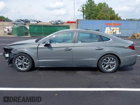 2022 Hyundai Sonata SEL with VIN KMHL14JA9NA245935, listed as a IAAI auction lot 43278725 with 23,625 mi miles and . Bid and sale history available at DreamBid. Image 15.