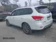 2014 Nissan Pathfinder S z VIN 5N1AR2MN2EC734331, wystawiony jako IAAI lot #41776193 z przebiegiem 149 022 mil mil oraz . Historia ofert i sprzedaży dostępna na DreamBid. Obrazek 3.