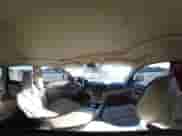 2015 Jeep Grand Cherokee Overland z VIN 1C4RJFCG6FC613232, wystawiony jako IAAI lot #43476794 z przebiegiem 106 697 mil mil oraz . Historia ofert i sprzedaży dostępna na DreamBid. Obrazek 19.