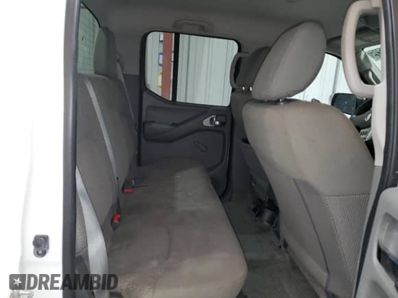 2016 Nissan Frontier S z VIN 1N6AD0ER5GN768082, wystawiony jako Copart lot #45889725 z przebiegiem 99 894 mil mil oraz Czysty tytuł • Clean title. Historia ofert i sprzedaży dostępna na DreamBid. Obrazek 10.