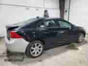 2015 Volvo S60 с VIN YV1612TA4F2313261, выставлен на аукционе Copart как лот 62922755 с пробегом 83 364 миль миль и Списание • Salvage title. История ставок и продаж доступна на DreamBid. Изображение 3.