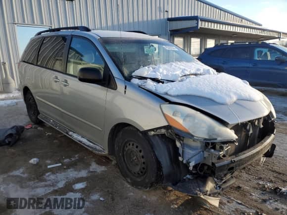 2008 Toyota Sienna LE with VIN 5TDZK23C08S218791, listed as a Copart auction lot 45392535 with 162,554 mi miles and Salvage title. Bid and sale history available at DreamBid. Image 4.
