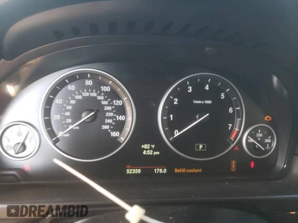 2014 BMW 5 Series 528i z VIN WBA5A5C52ED506739, wystawiony jako Copart lot #86218185 z przebiegiem 52 359 mil mil oraz Nie do naprawy • Non repairable. Historia ofert i sprzedaży dostępna na DreamBid. Obrazek 9.